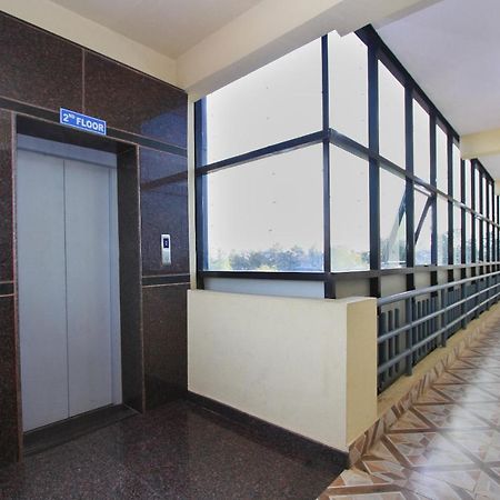 Mg Road One Hotell Bangalore Exteriör bild