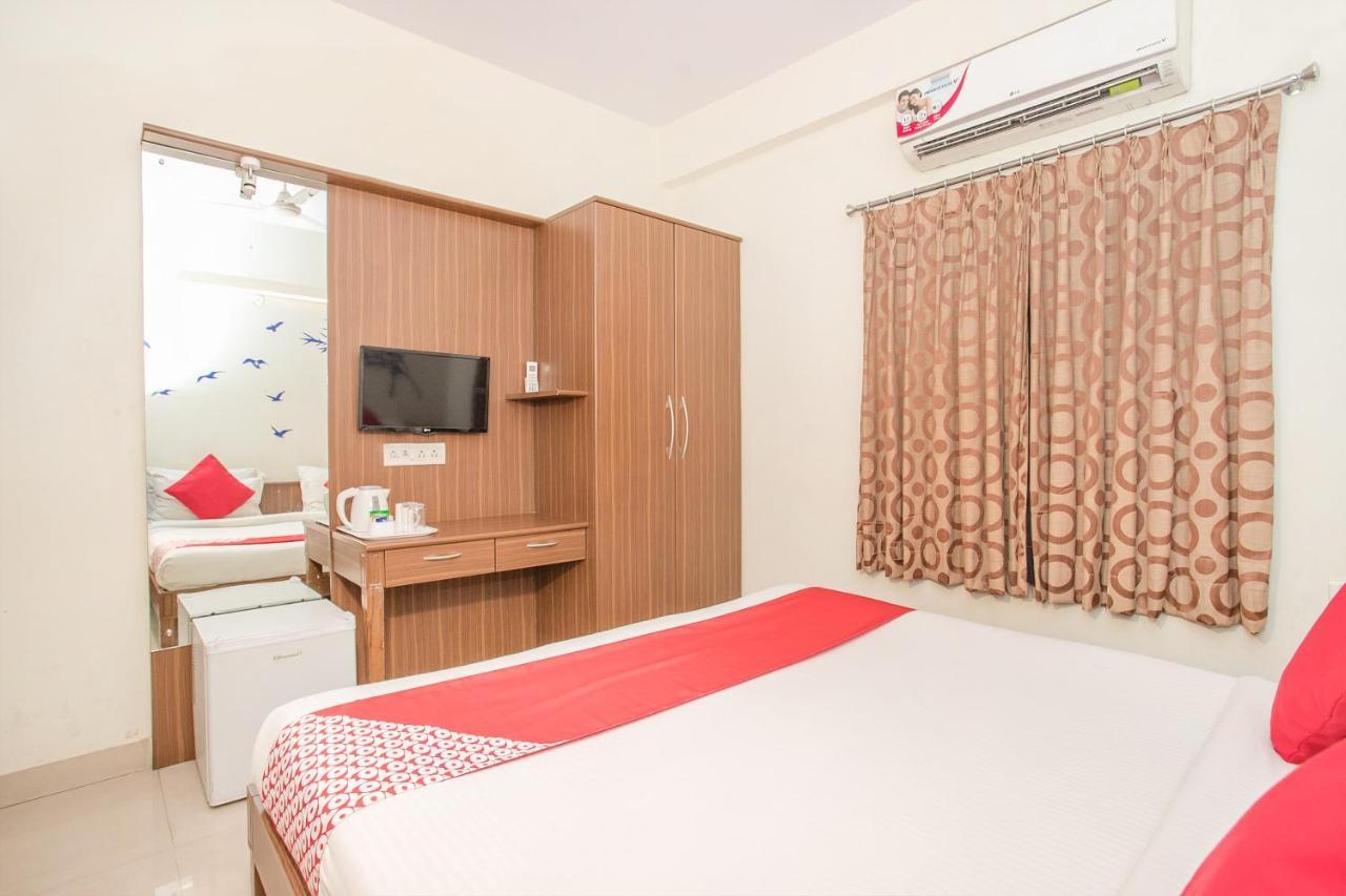 Mg Road One Hotell Bangalore Exteriör bild