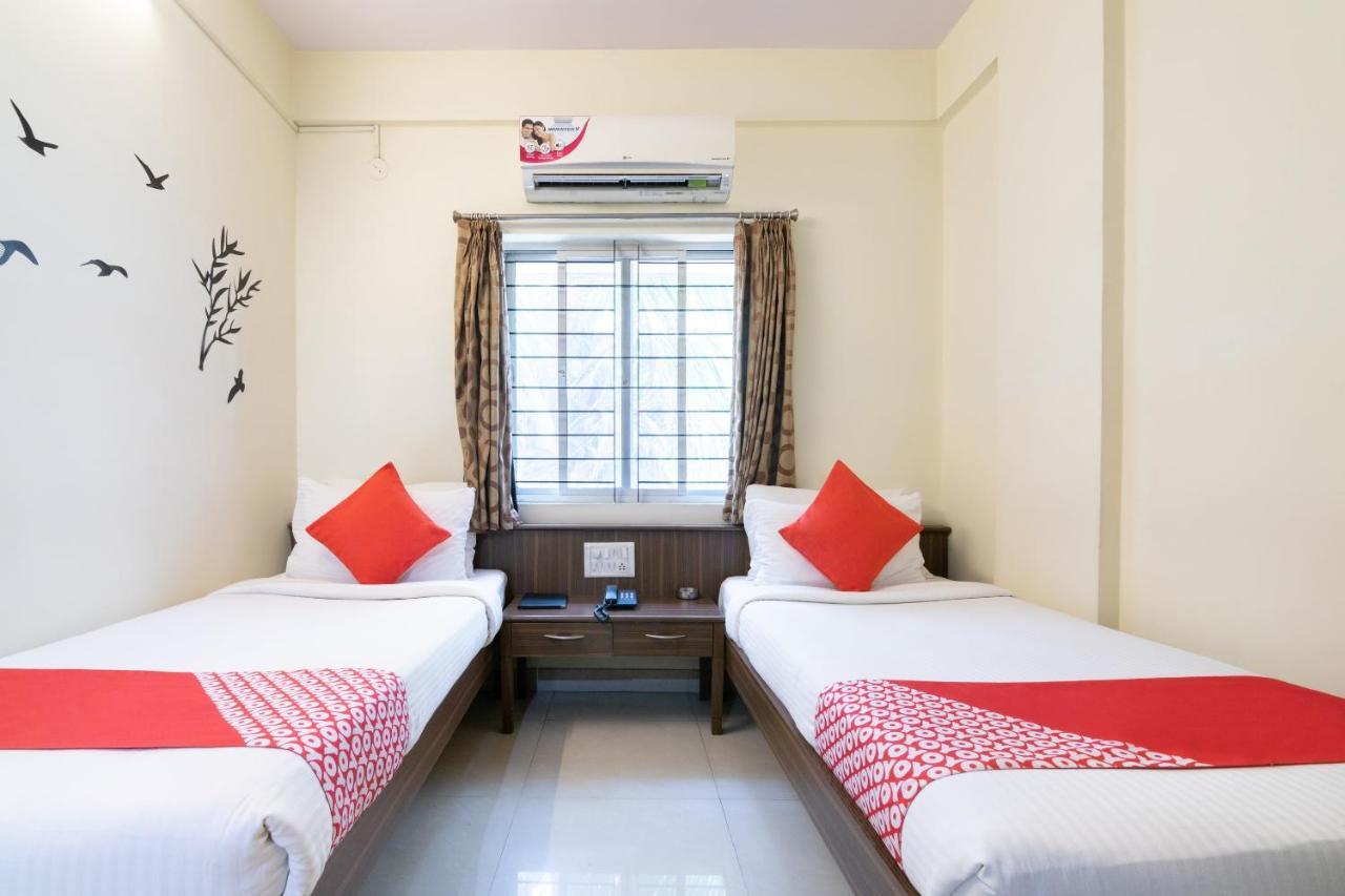Mg Road One Hotell Bangalore Exteriör bild